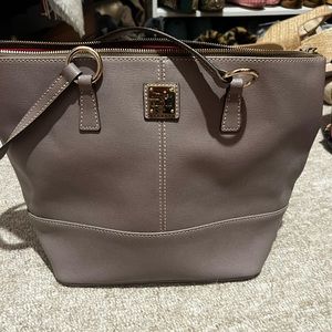 Beautiful Dooney and Bourke Shoulder Bag